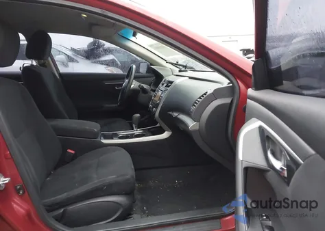 2014 Nissan Altima 2.5 Sv z USA, uszkodzony, nr VIN 1N4AL3AP0EC185882